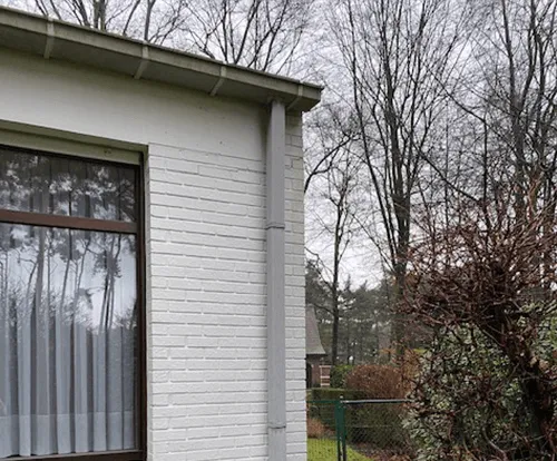 Doorslaand vocht aan een buitenmuur